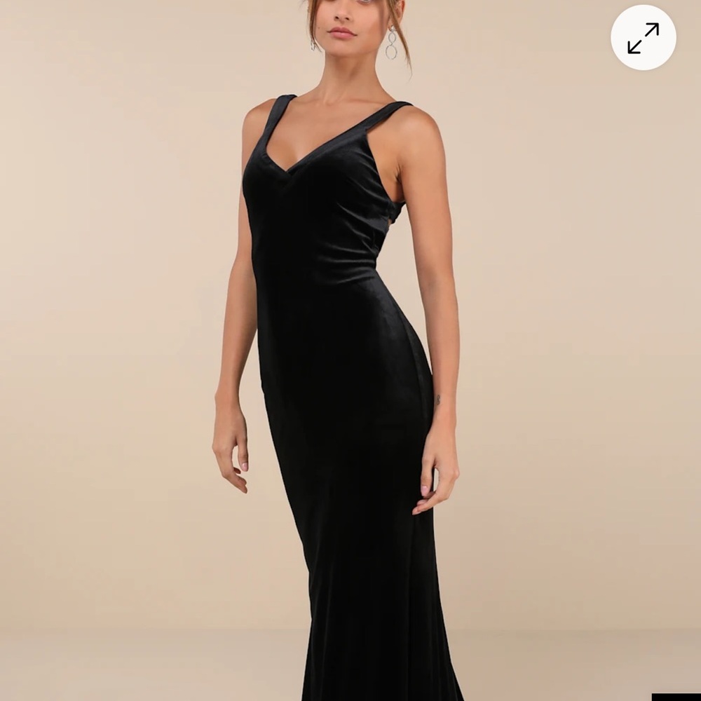 Lulu's Black Velvet Backless Dress